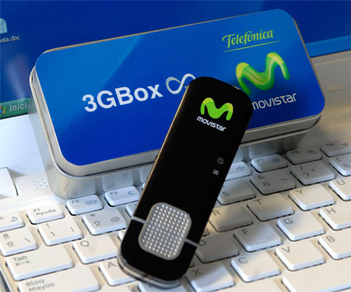 image of 3GBox dongle and packaging presented at MWC 2010